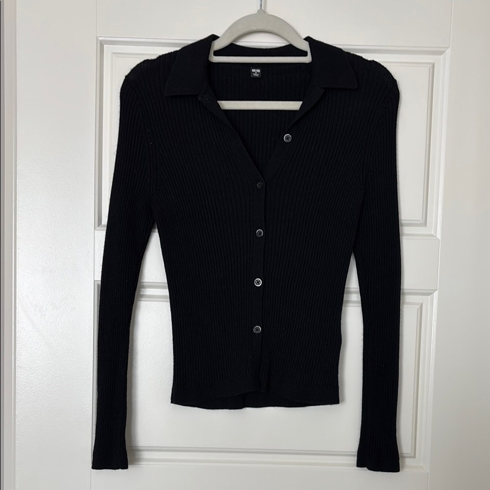UNIQLO 100% Merino Wool Black Ribbed Knit Sweater Cardigan